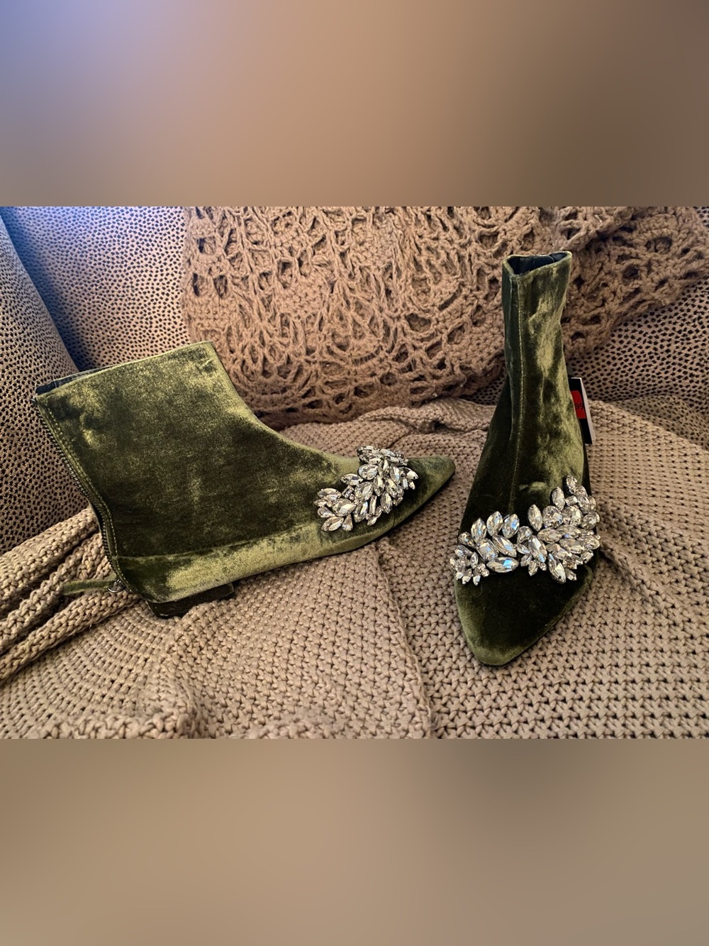 Zara green velvet rhinestone booties boots 7.5 NEW
